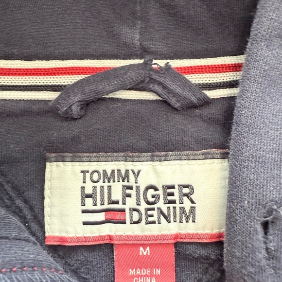 Tommy Hilfiger Women’s Hoodie Size M –Iconic Red & White Logo Hooded Sweatshirt - Picture 14 of 14